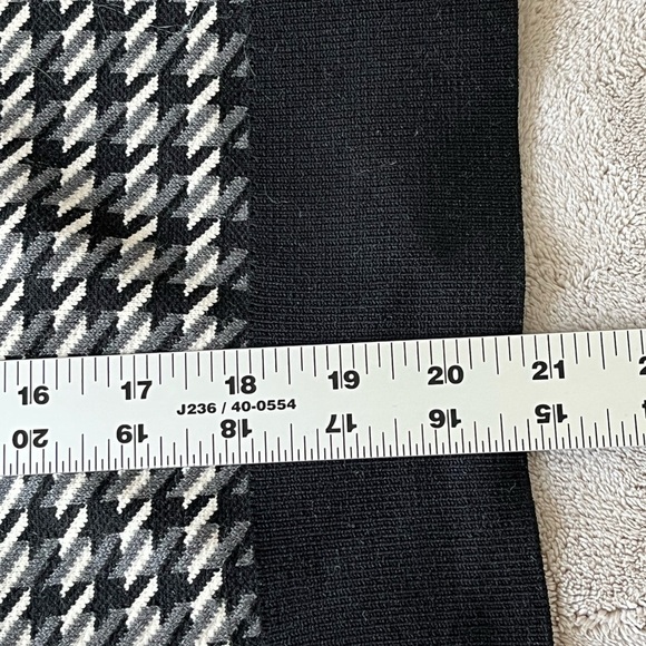 NWT Ann Taylor Geometric Academia Preppy Cardigan Sweater 3/4 Sleeve Size M - Picture 13 of 13